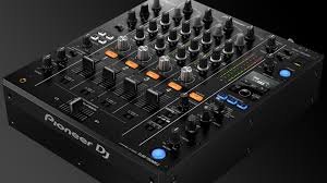 Essential Features to Look for in DJ Mixers