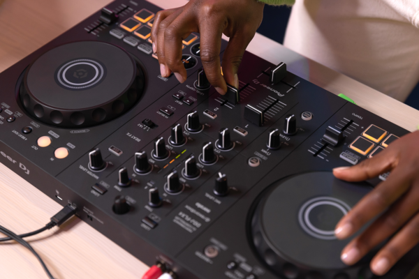 How to Choose the Best DJ Equipment for Beginners