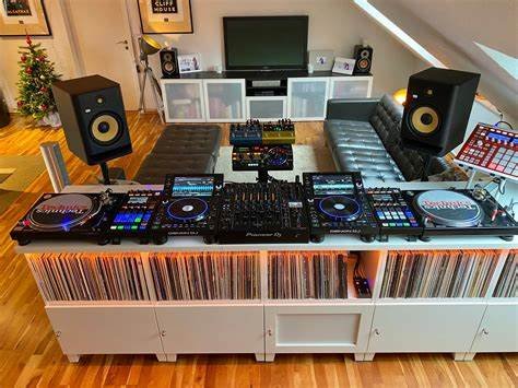 How to Set Up a Professional DJ Booth at Home