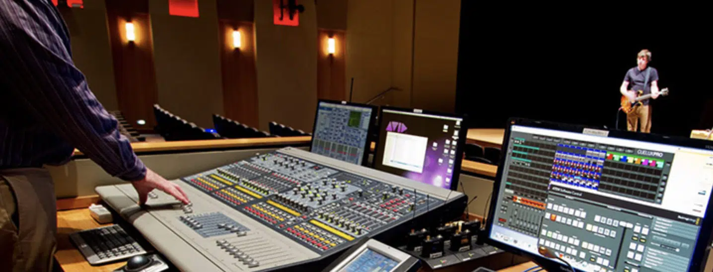 The Challenges of Mixing Live: How to Handle Pressure