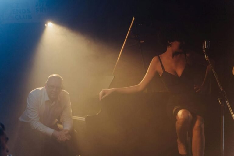 The Rise of Independent Artists in the Music Scene