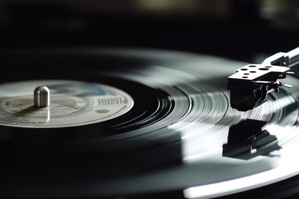 Tips for Playing Vinyl in a Digital World