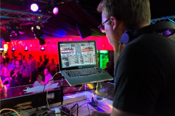 Types of DJs: Club, Radio, Mobile, and More