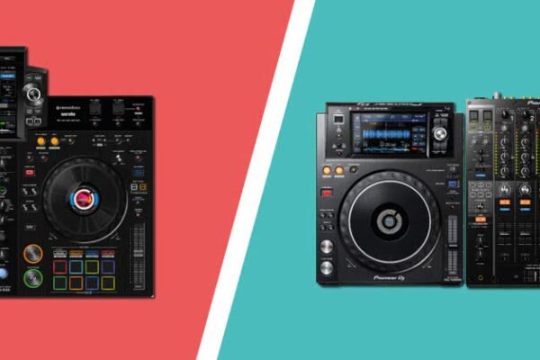 DJ Turntables vs. Controllers: Which Is Right for You?